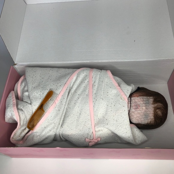 Vollence 18 Inch Vinyl Reborn Baby Doll, (CSWW-0001) - Picture 2 of 7